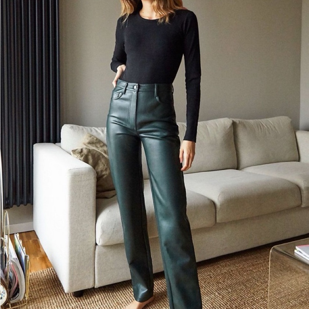 Aritzia Wilfred Melina pant in forest green